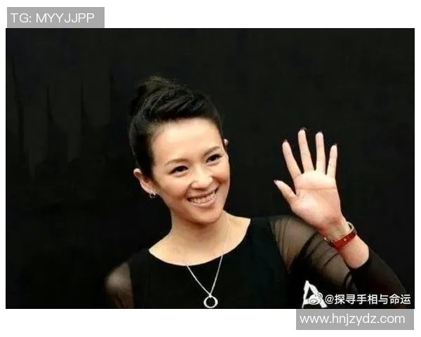 足球明星女性手相解析揭秘她们的成功与魅力之源